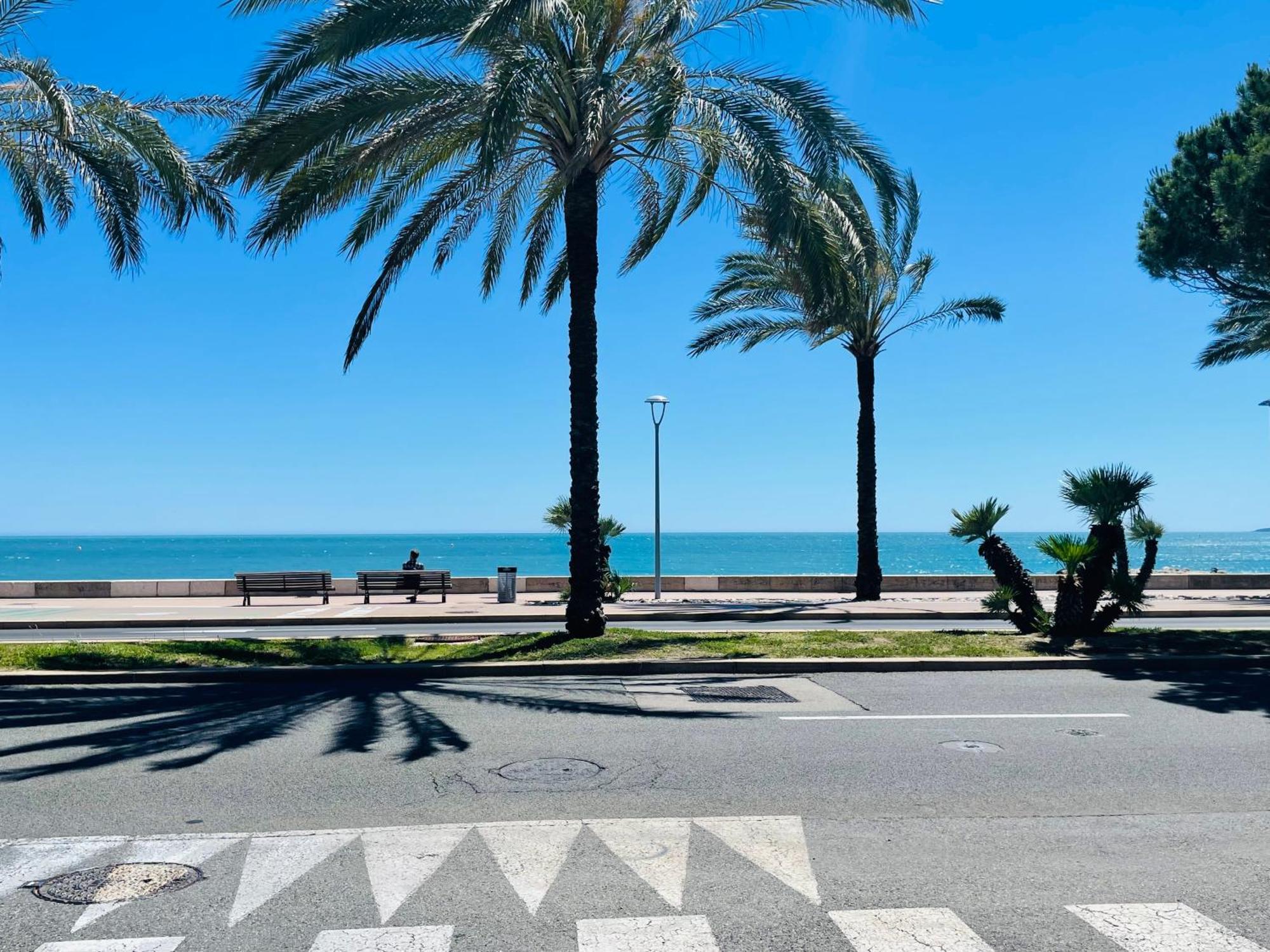 Cocon Douillet Face A La Mer De Cagnes Sur Mer Buitenkant foto